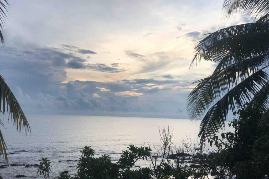 Terrace House Near Stulang Laut Ciq Midvalley Ksl For 7Pax Johor Bahru Exterior photo